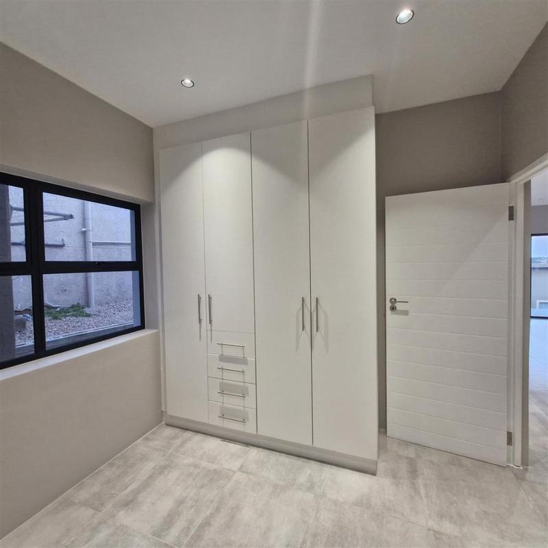 3 Bedroom Property for Sale in Island View Western Cape